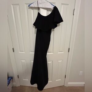 Black lulus one shoulder ruffle formal dress. Xs